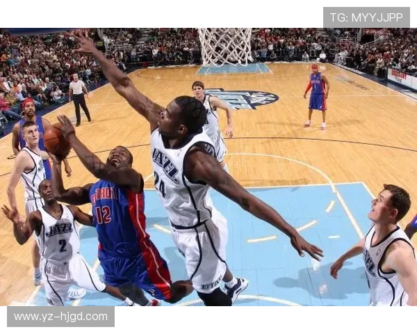 活塞与勇士精彩对决3月25日比赛录像回放及精彩瞬间分析